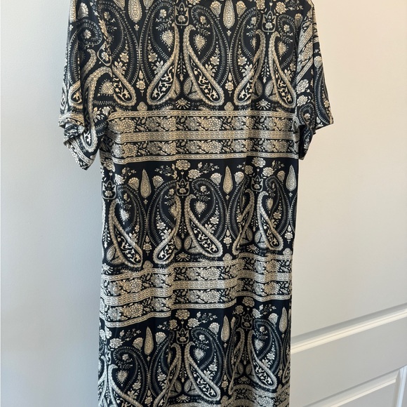 Amazon T-Shirt Dress - Picture 5 of 5